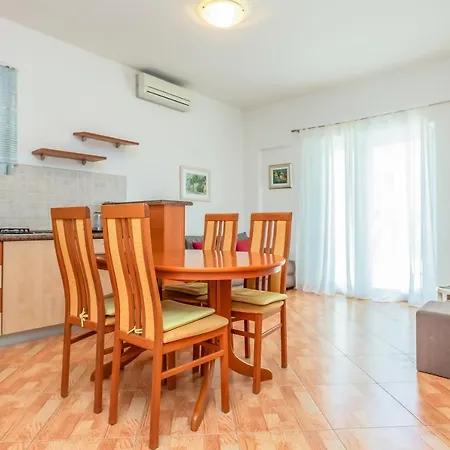 Apartman Daniela Makarska