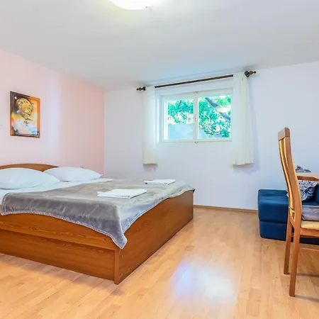 Daniela Apartman Makarska