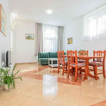 Apartman Daniela Makarska