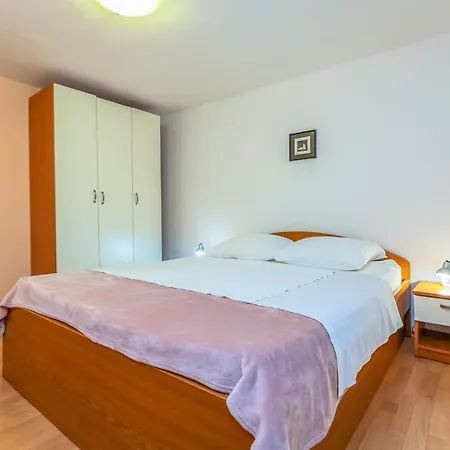 Apartment Daniela Makarska