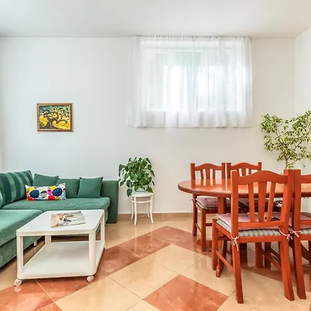 Apartman Daniela *